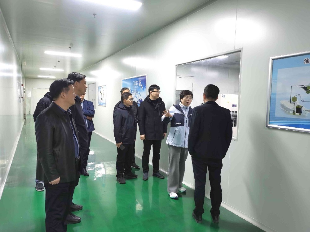市發(fā)改委黨組書記張莉萍(1).jpg